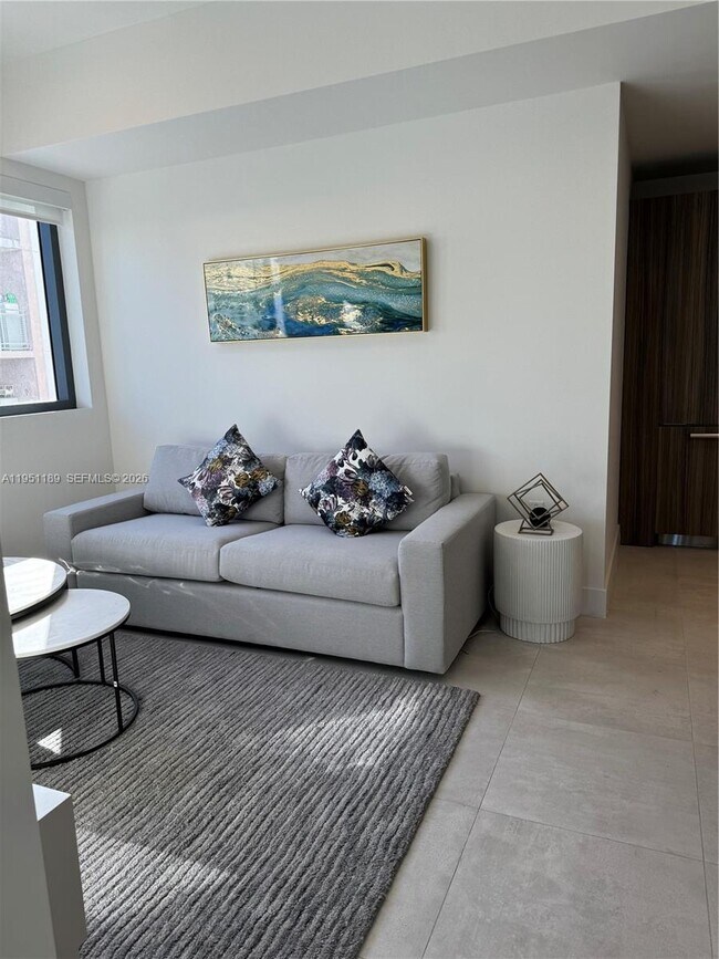 Building Photo - 239 SW 9th St