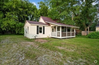 Building Photo - 3 Bedroom 1 Bath Rental in Oneida, NY!