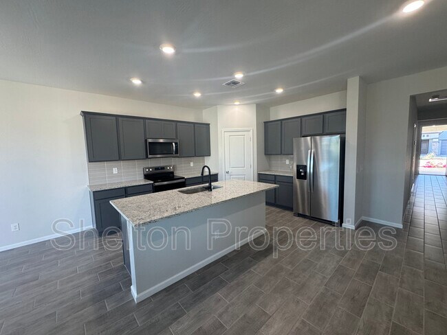 Building Photo - 17978 W Camino De Oro
