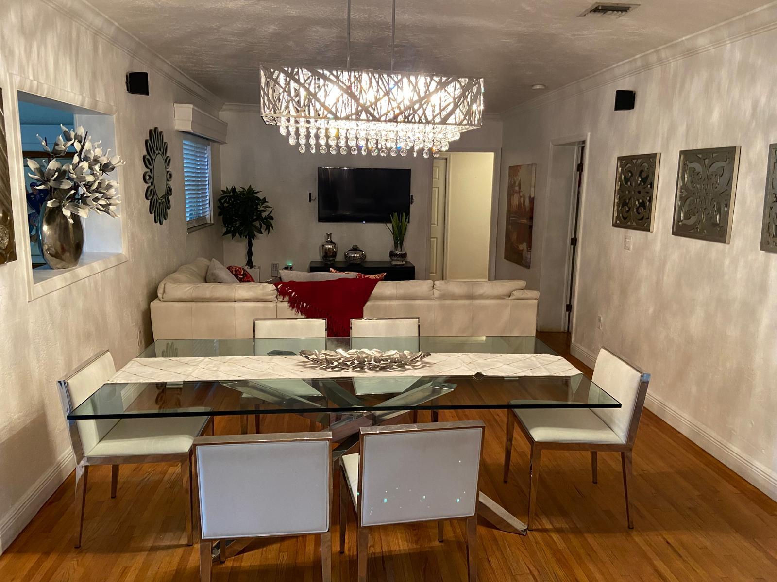 Building Photo - 3725 SW 60th Ct