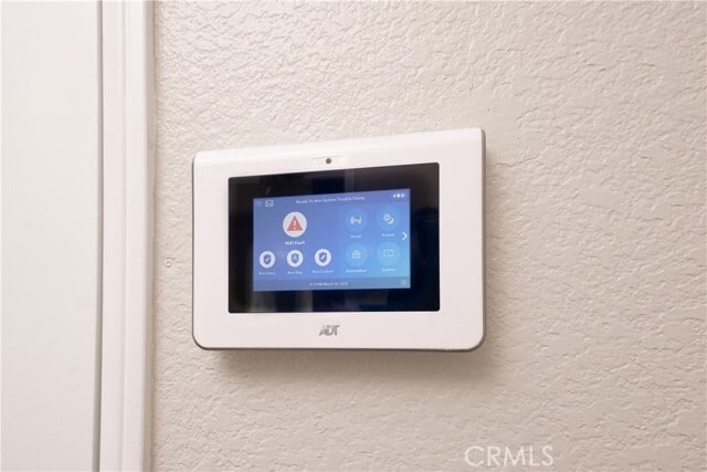 Building Photo - 5916 Wilshire Dr