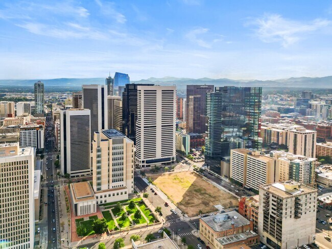 Building Photo - Reside at the Ritz in this Stunning 2-Stor...