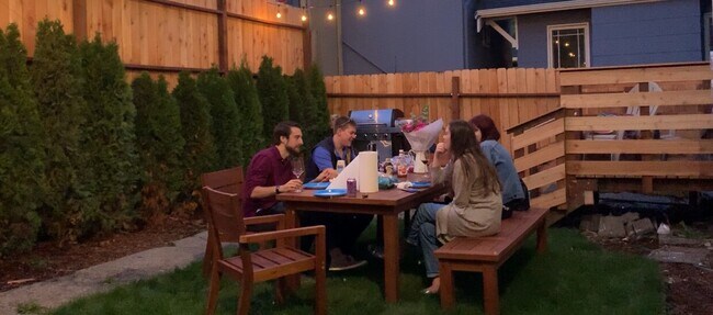 Building Photo - 4757 36th Ave S