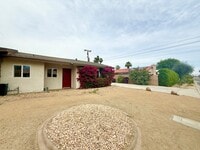 Building Photo - AVAILABLE NOW!!  RECENTLY UPDATED 1 Bedroom 1 Bathroom!! Apartment in Palm Desert