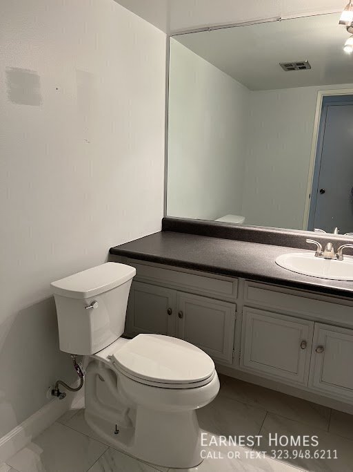 Building Photo - 5115 Kester Ave