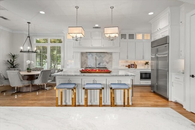 Building Photo - 4662 Sidonia Ct