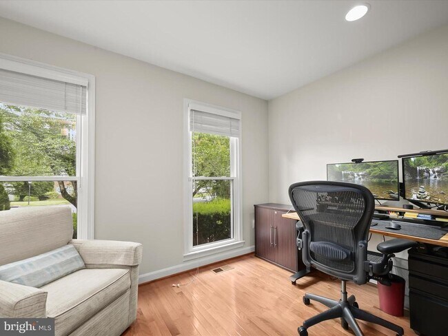 Building Photo - 7704 Zulima Ct