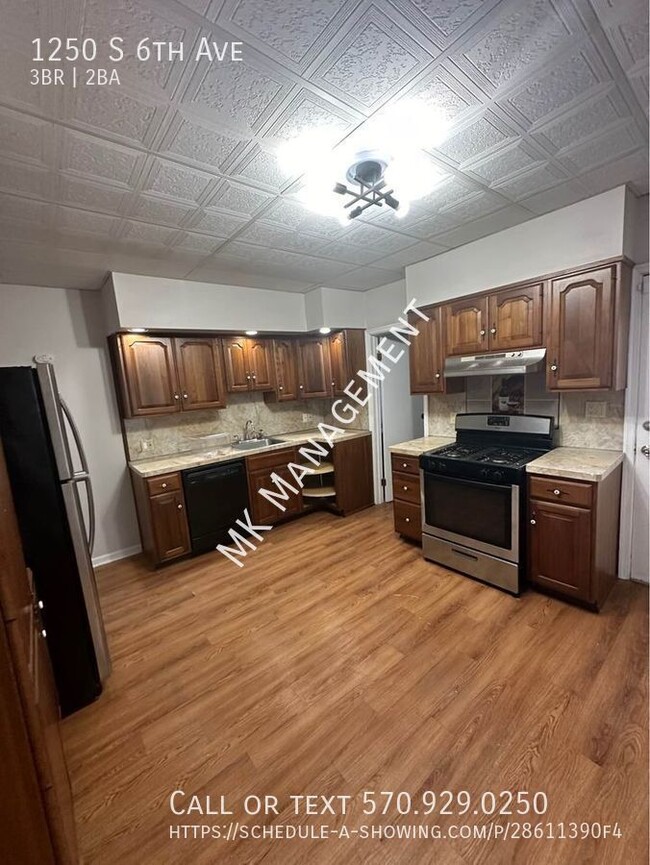 Building Photo - 1250 S 6th Ave