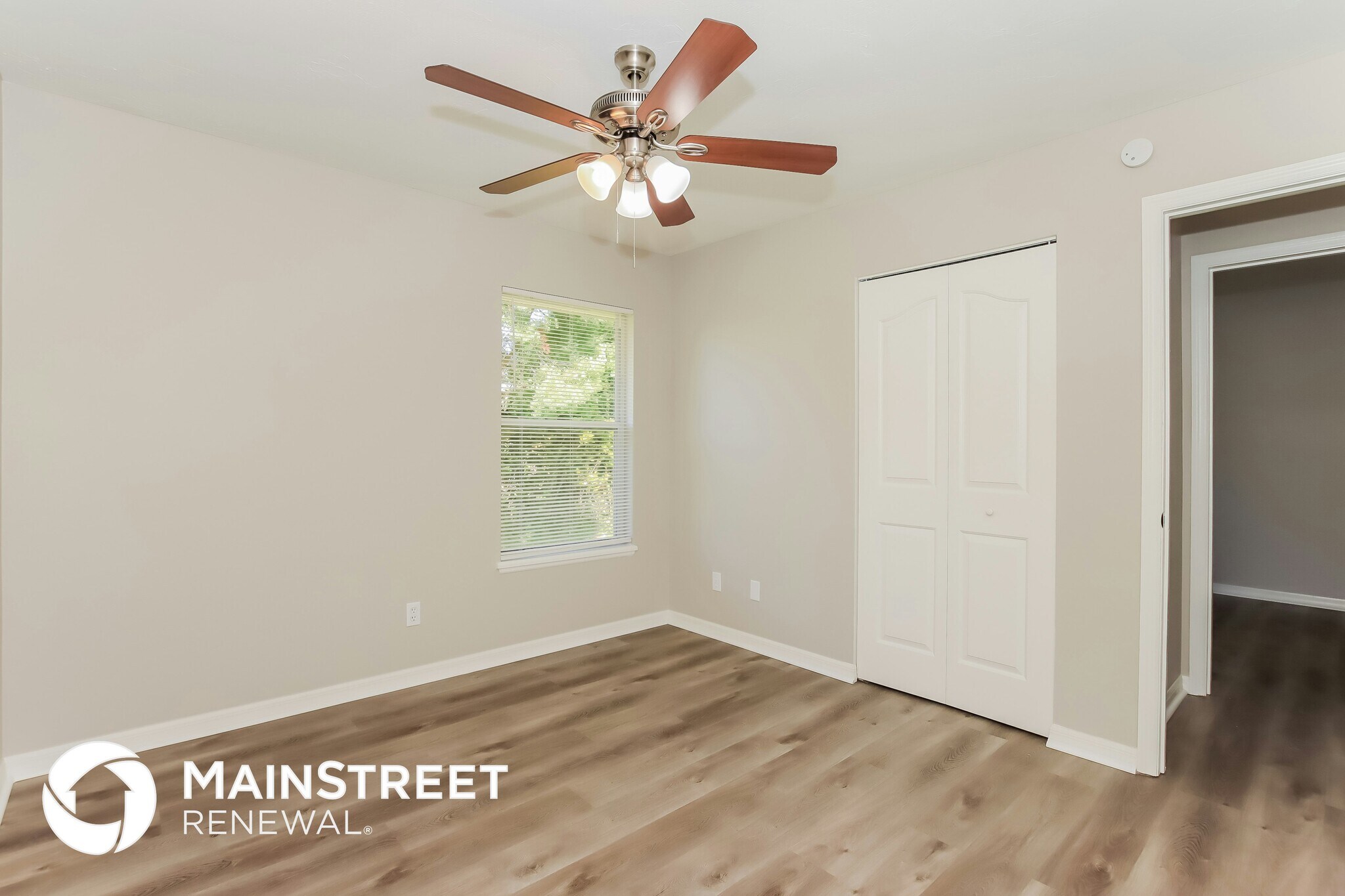 Building Photo - 3780 6th Ln