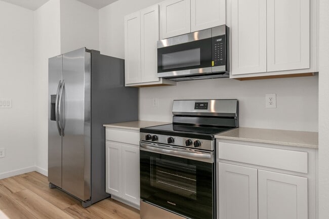 Building Photo - 6155 Drum Pl