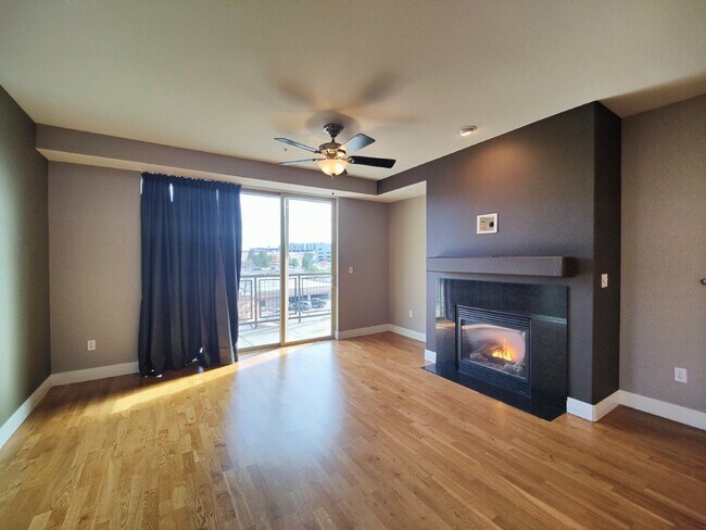 Building Photo - 9019 E Panorama Cir