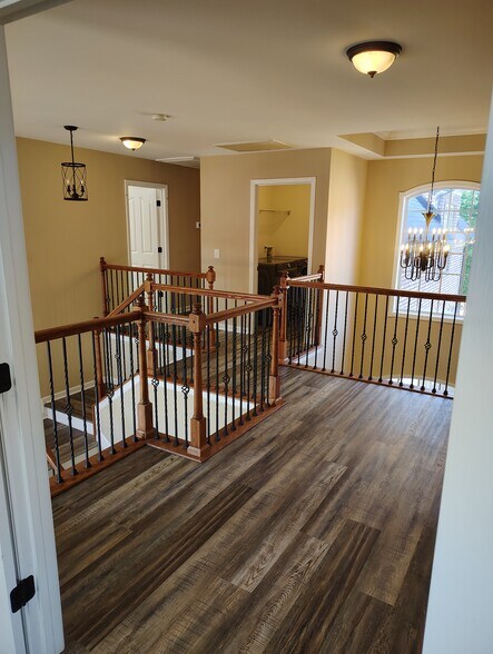 Building Photo - 110 Ruland Cir