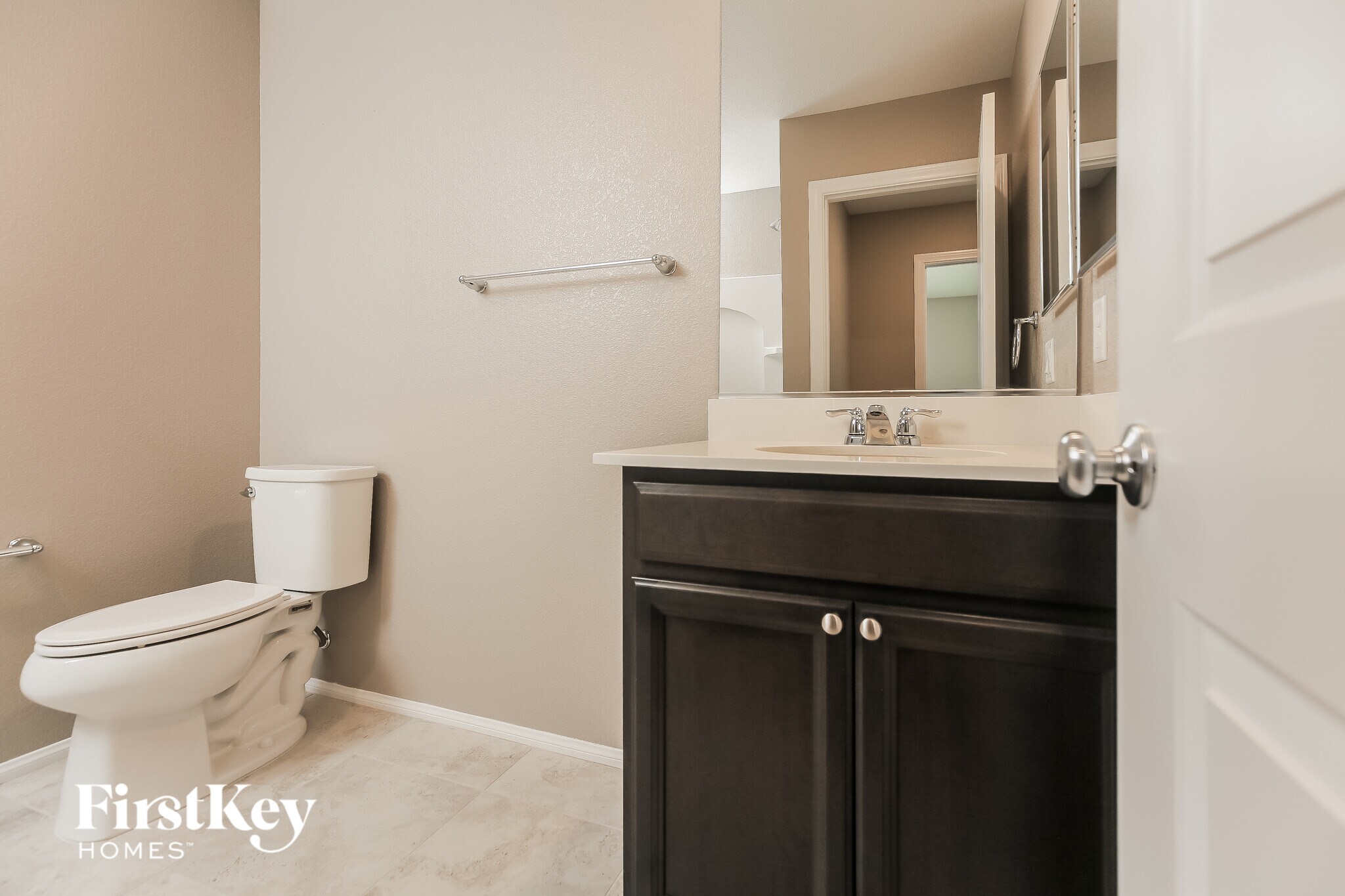 Building Photo - 9450 Yorkshire Coast Ave