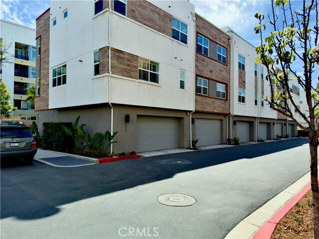 Building Photo - 977 E Mason Ln