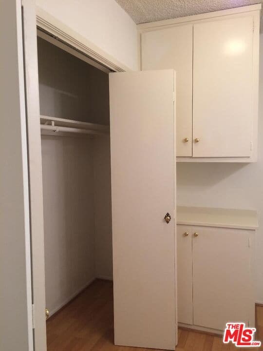 Building Photo - 1166 Amherst Ave