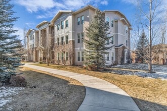 Building Photo - Ranch Landing Condo