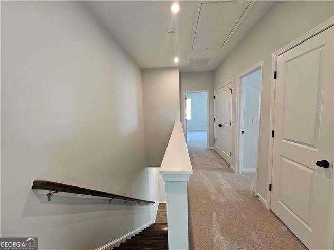 Building Photo - 3250 Willow Glade