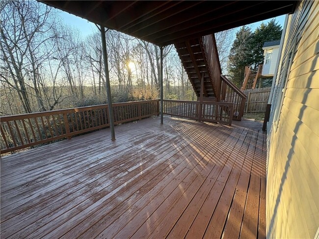 Building Photo - 933 Kendall Park Dr