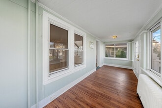 Building Photo - 62 Elm Pl