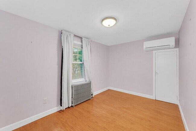 Building Photo - 153 Stimson St