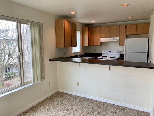 Interior Photo - Tanglewood