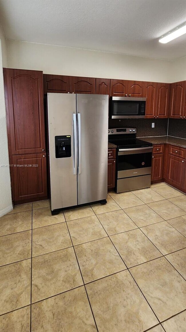 Building Photo - 13551 SW 260th Ln