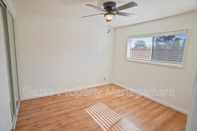 Building Photo - 28015 Glasser Ave