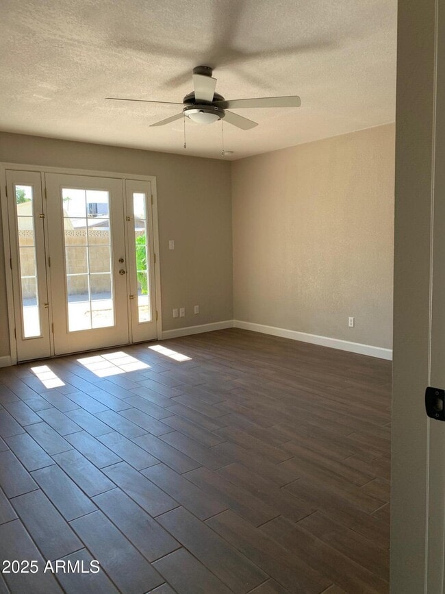 Building Photo - 6943 E Loma Land Dr