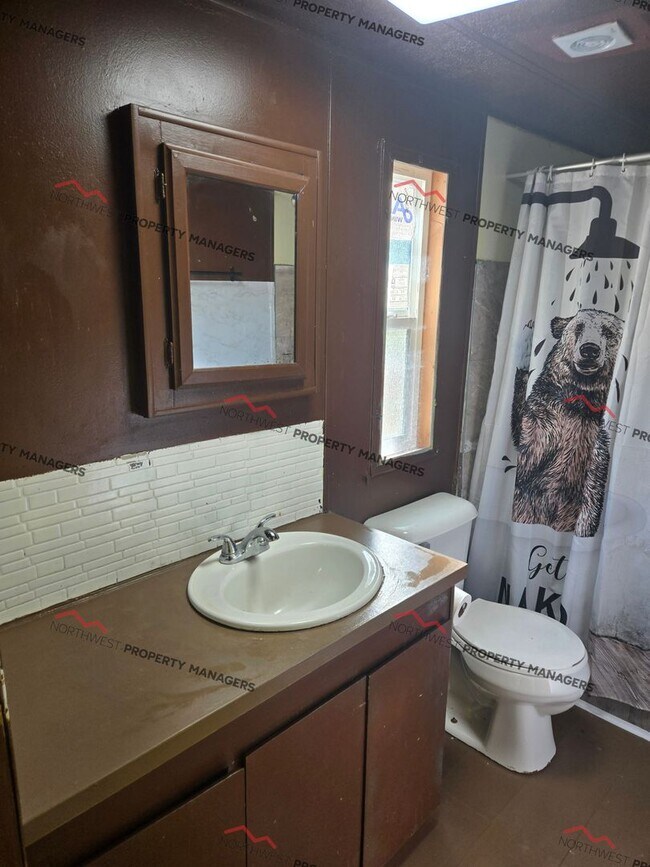 Building Photo - STATUS: -PENDING APPLICATION-| R51 | $1895...