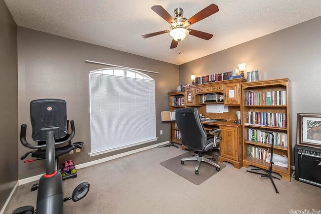 Building Photo - 2209 Stonewood Ct