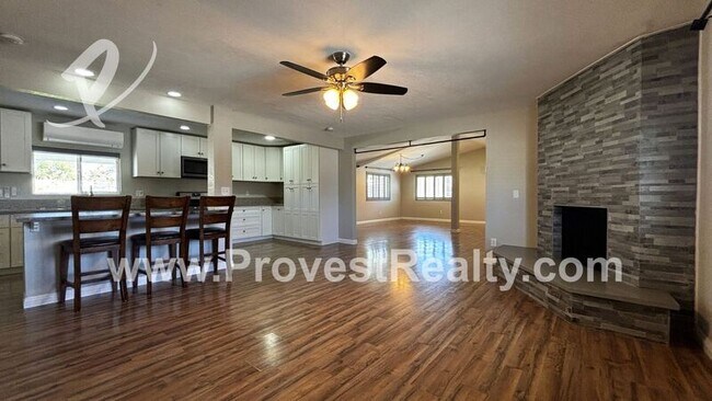 Building Photo - 16028 Venango Rd
