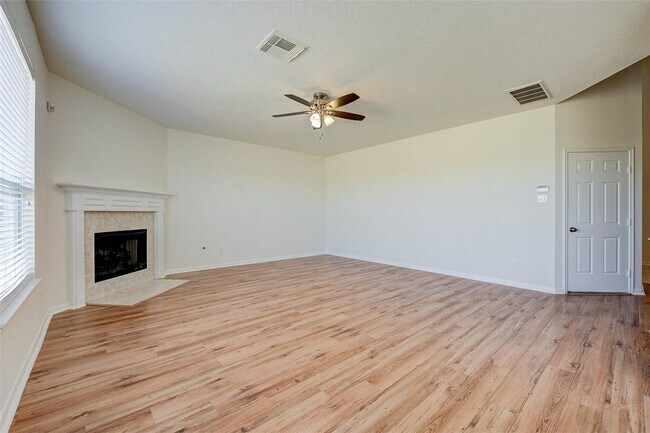 Building Photo - 21322 Harvest Grove Ct