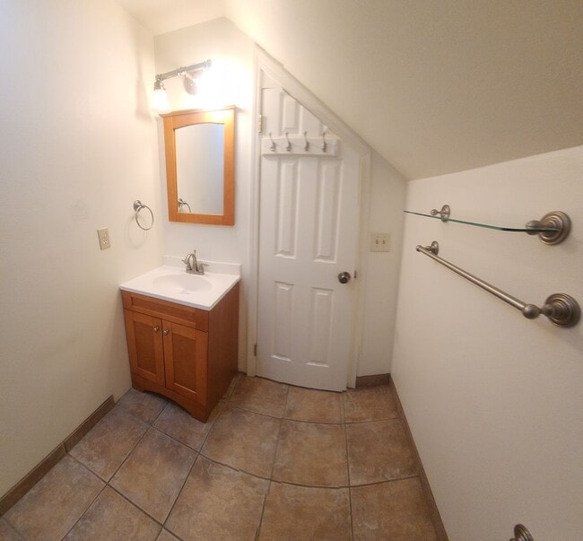 Building Photo - 3 Homes on 1 Lot! 7 Bedroom 4 bath home close to POLY off of Grand Avenue Entrance!!!!