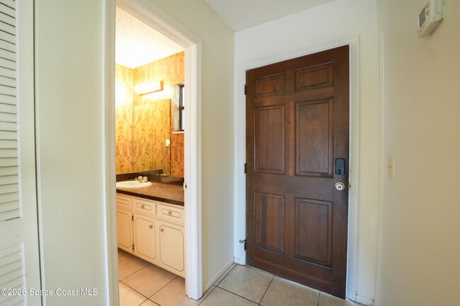 Building Photo - 145 Seawind Dr