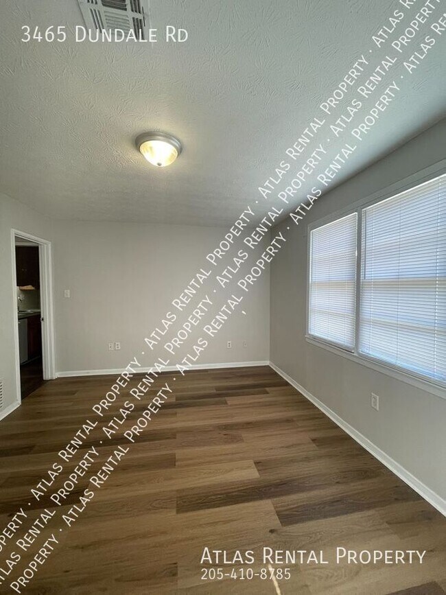 Building Photo - 3465 Dundale Rd