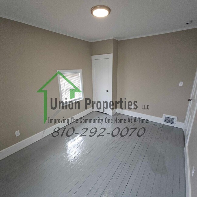 Building Photo - 516 Glenwood Ave