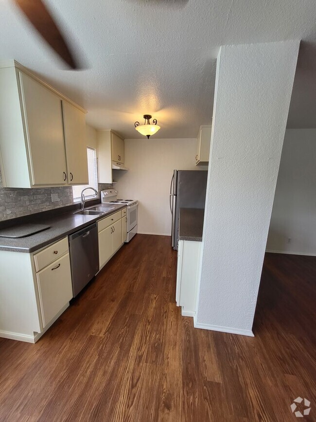 Building Photo - Affordable and  Pet Friendly