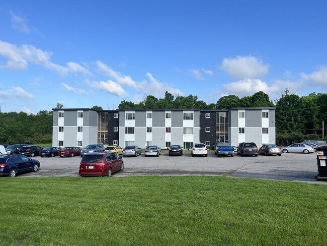 Building Photo - 71 Bellaire Dr
