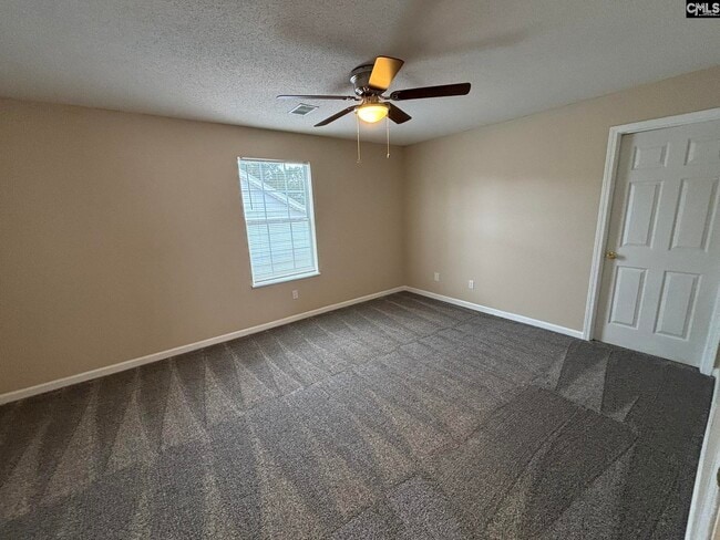 Building Photo - 107 Chapelwood Dr