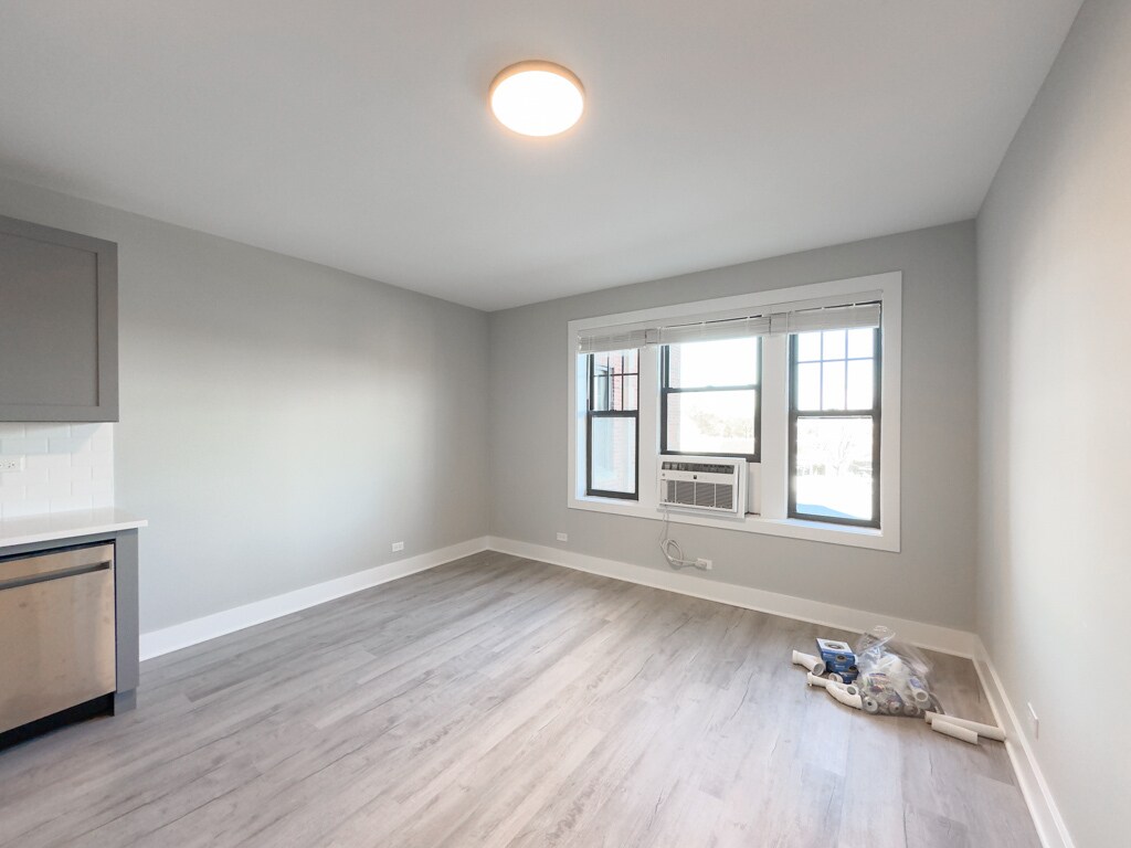 Building Photo - 373 Hazel Ave