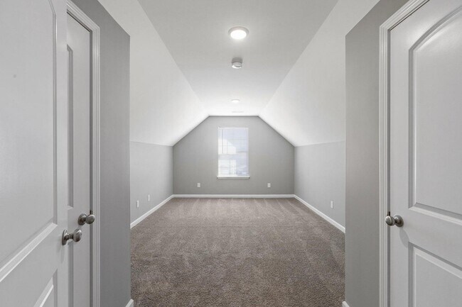 Building Photo - 162 Landry Ln