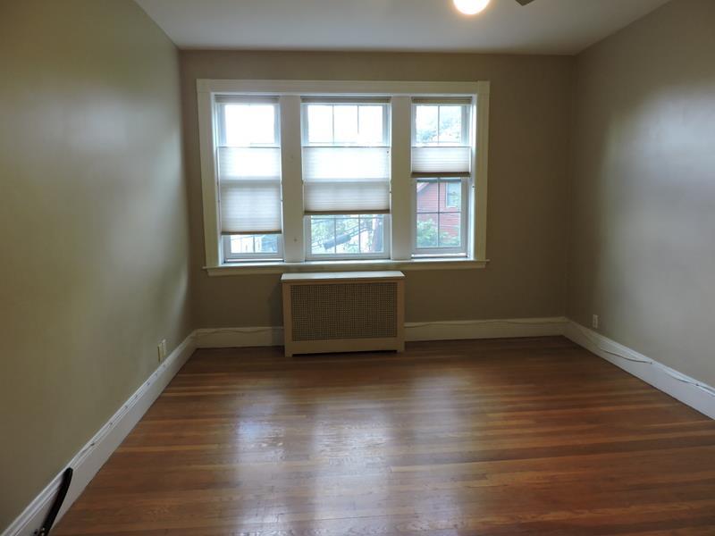 Building Photo - 285 Harvard St