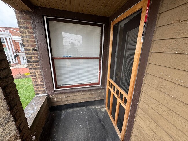 Building Photo - 4324 Pearl Rd