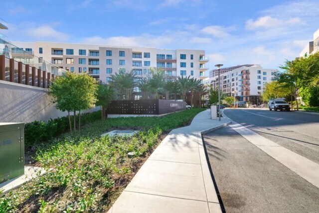 Building Photo - 3614 Rivington