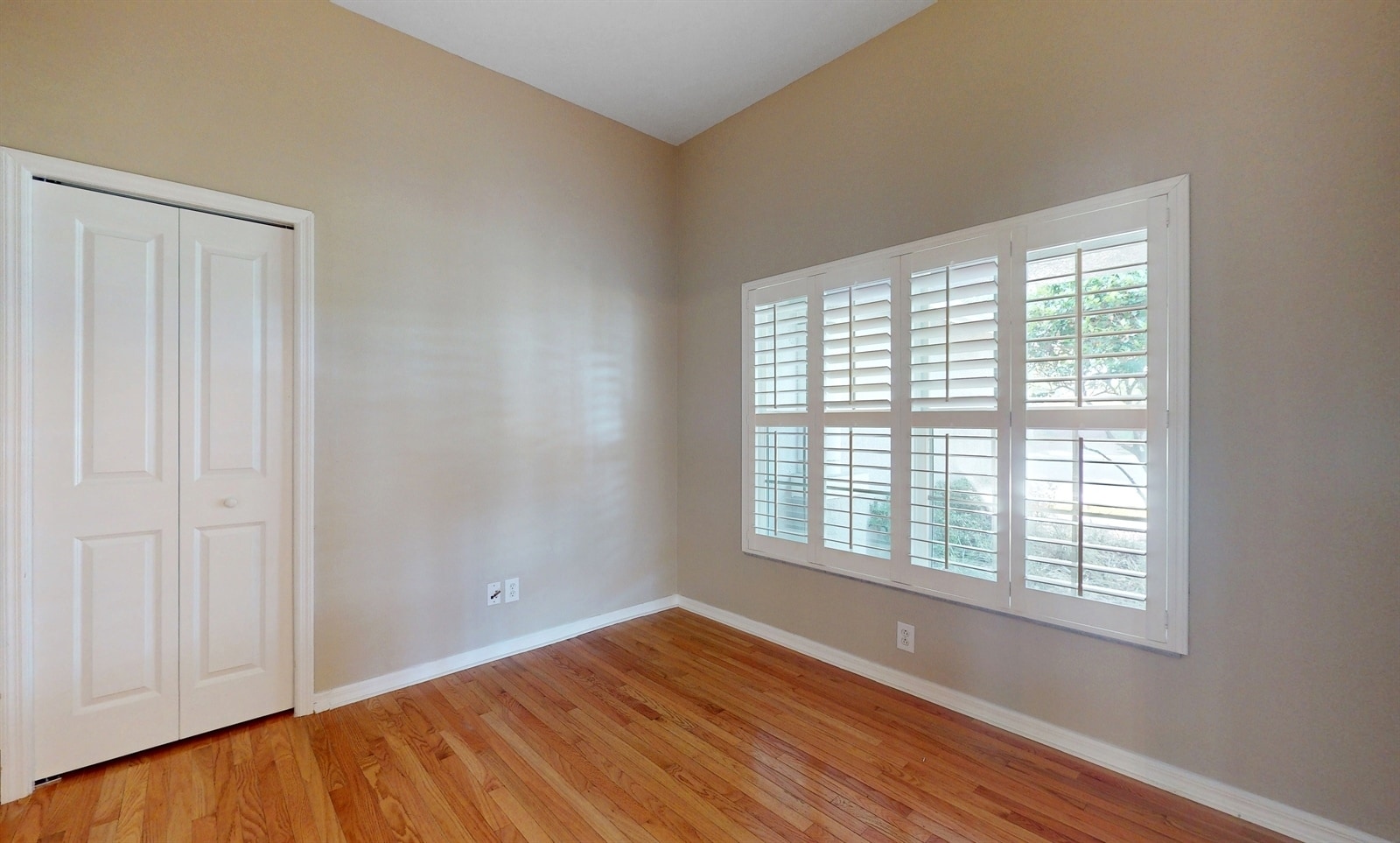 Building Photo - 8743 Maple Pond Ct