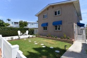 Building Photo - 34036 Street of the Amber Lantern