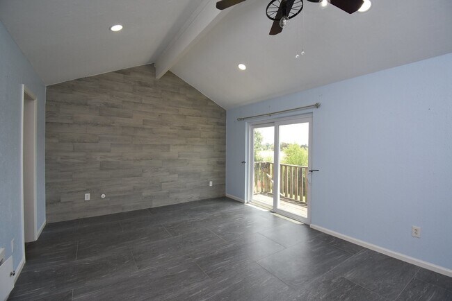Building Photo - 6003 Long Leaf Dr