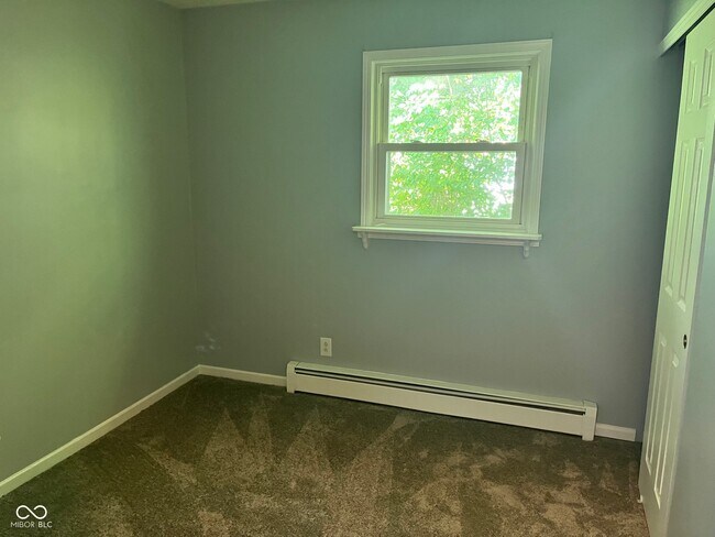 Building Photo - 629 East Fairview Drive