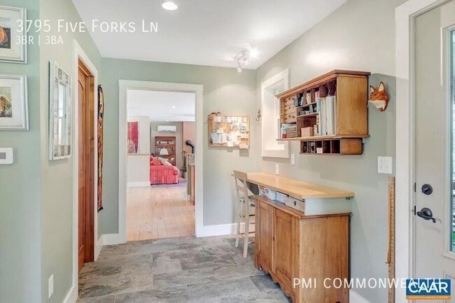 Building Photo - 3795 Five Forks Ln