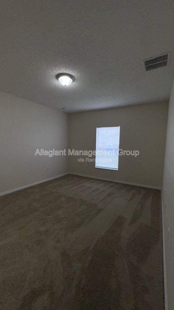 Building Photo - 939 Halifax Dr